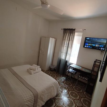Malaga Center Rooms Exterior foto